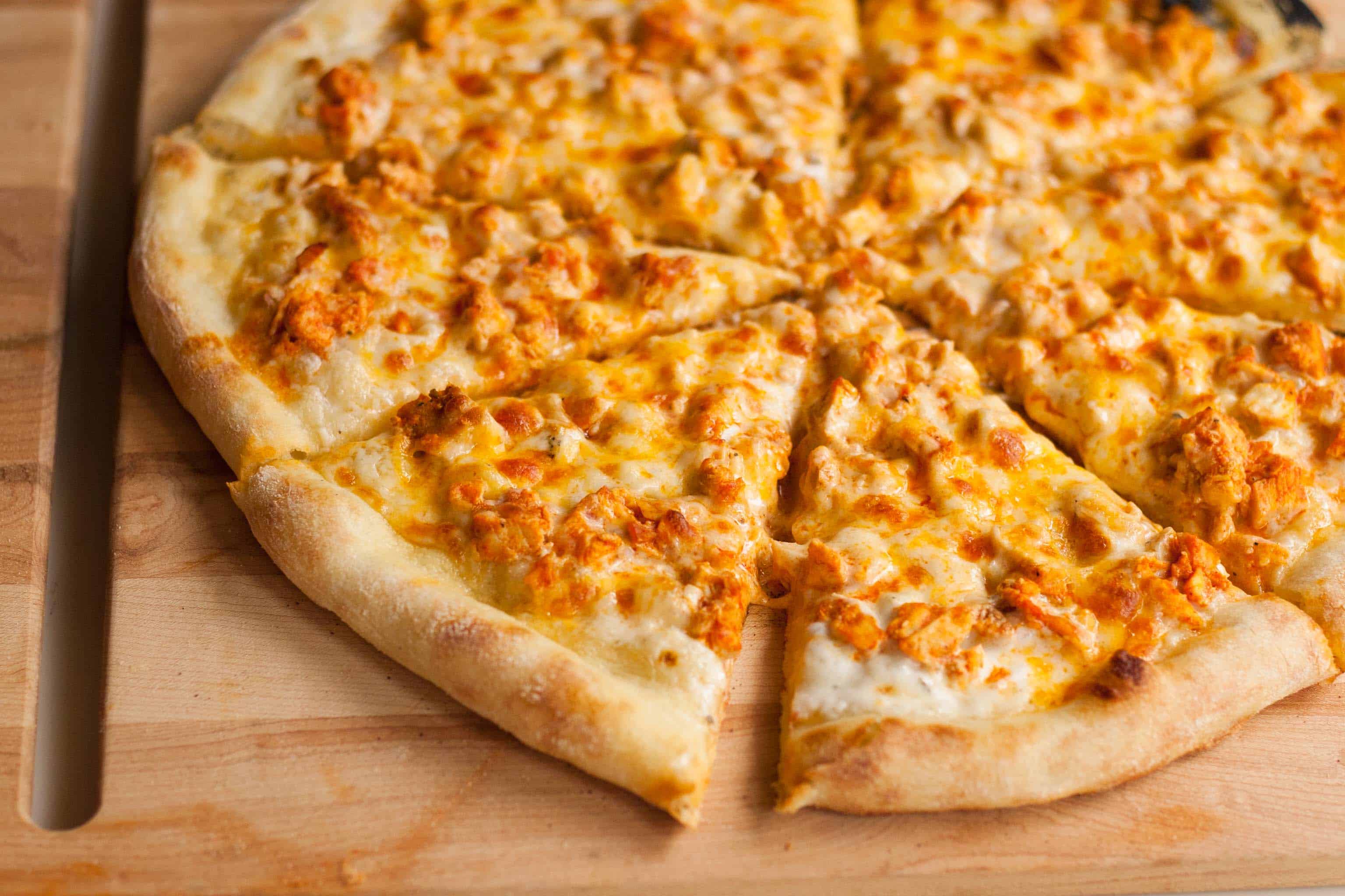 buffalo chicken pizza - Feeling Foodish