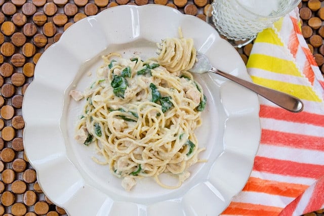 creamy chicken florentine pasta - Feeling Foodish