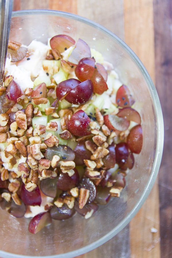 chicken salad with grapes and pecans