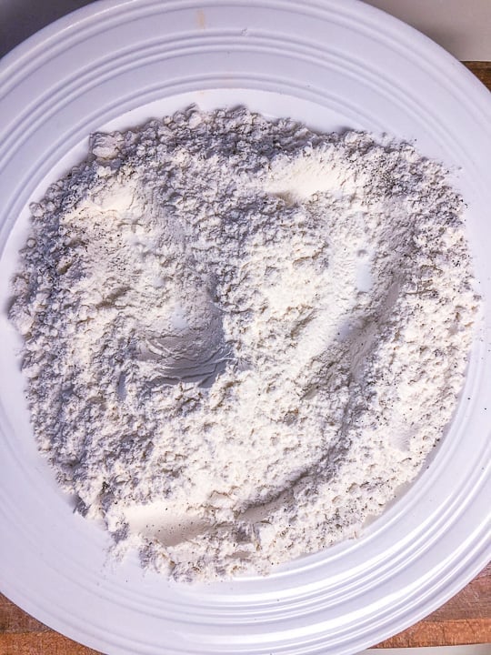 plate of seasoned flour