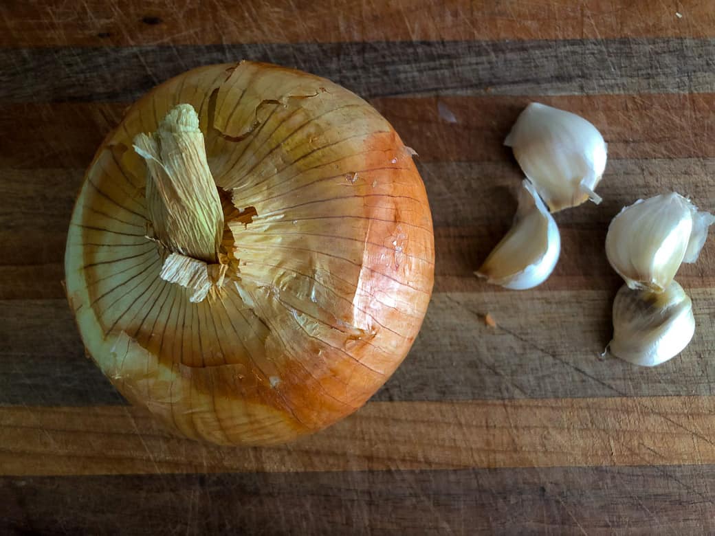 onion and garlic ready to chopping